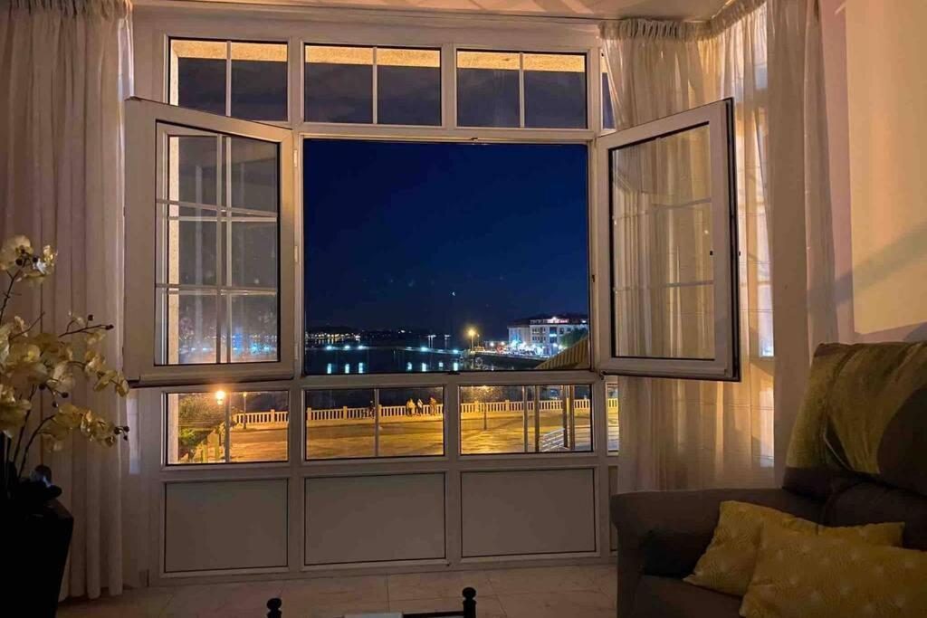 Apartamento Plaza Del Parque Віланова-де-Ароуса Екстер'єр фото