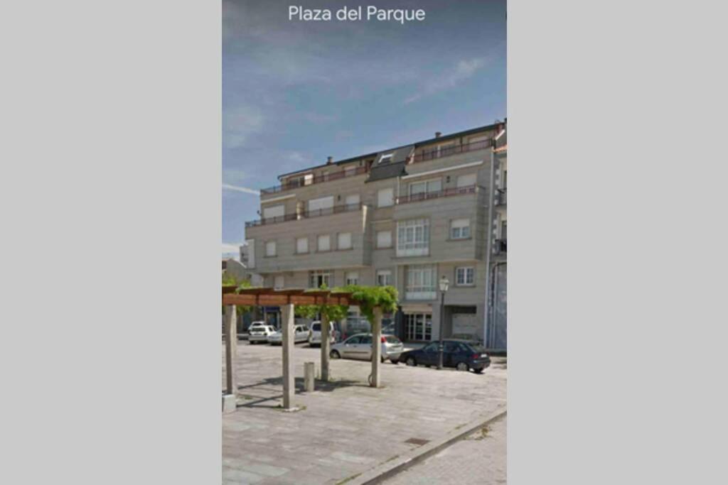 Apartamento Plaza Del Parque Віланова-де-Ароуса Екстер'єр фото